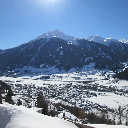 Wachtlerhof דירה